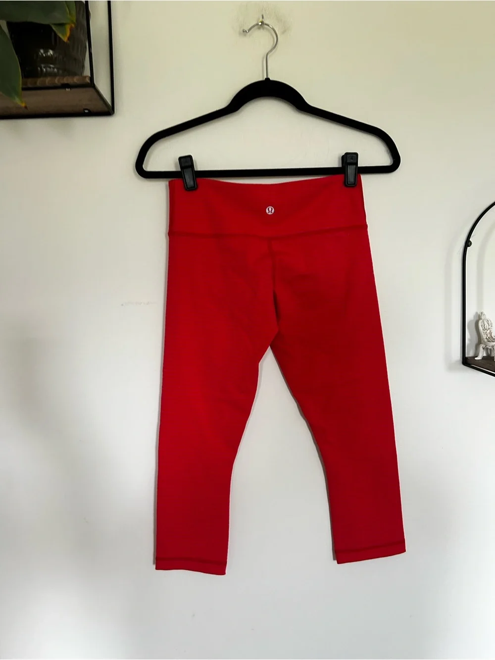 Lululemon Striped‎ Cropped Leggings Size 6